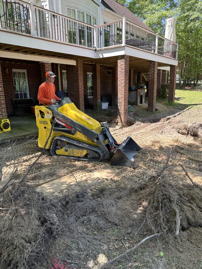 🌿 Transform Your Outdoor Space with Local Lawn Care in Blythewood, SC! 🌿 Looking for top-notch lawn care services in Blythewood, SC? Look no further than Greenscapes! We are your trusted local experts in landscaping, hardscaping, outdoor lighting, irrigation, and maintenance.